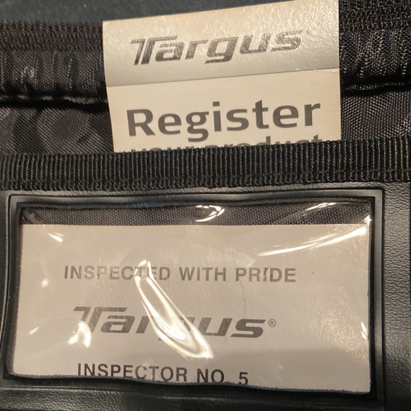 Computer 💻 IPad briefcase 6 pockets in all leather Targus 14 inches tall - Picture 8 of 9